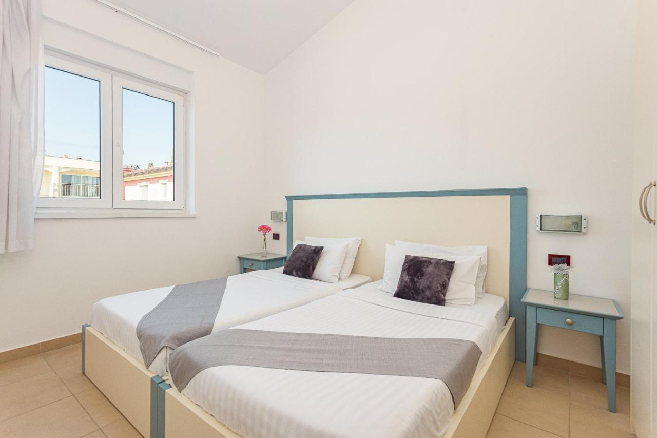 Residence Superior Del Mar Баньоле Екстериор снимка