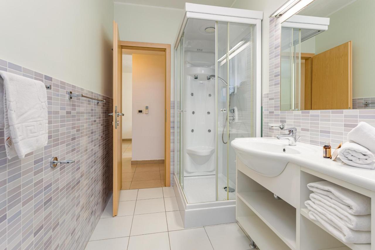 Residence Superior Del Mar Баньоле Екстериор снимка