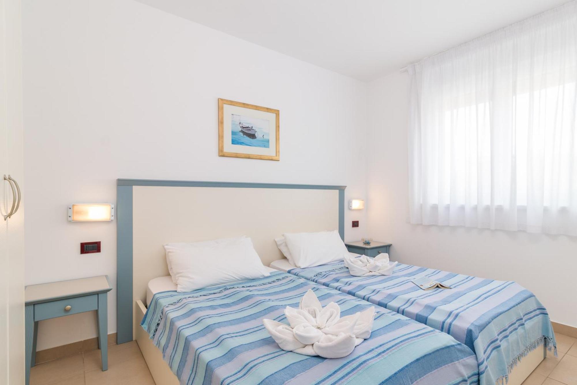 Residence Superior Del Mar Баньоле Екстериор снимка
