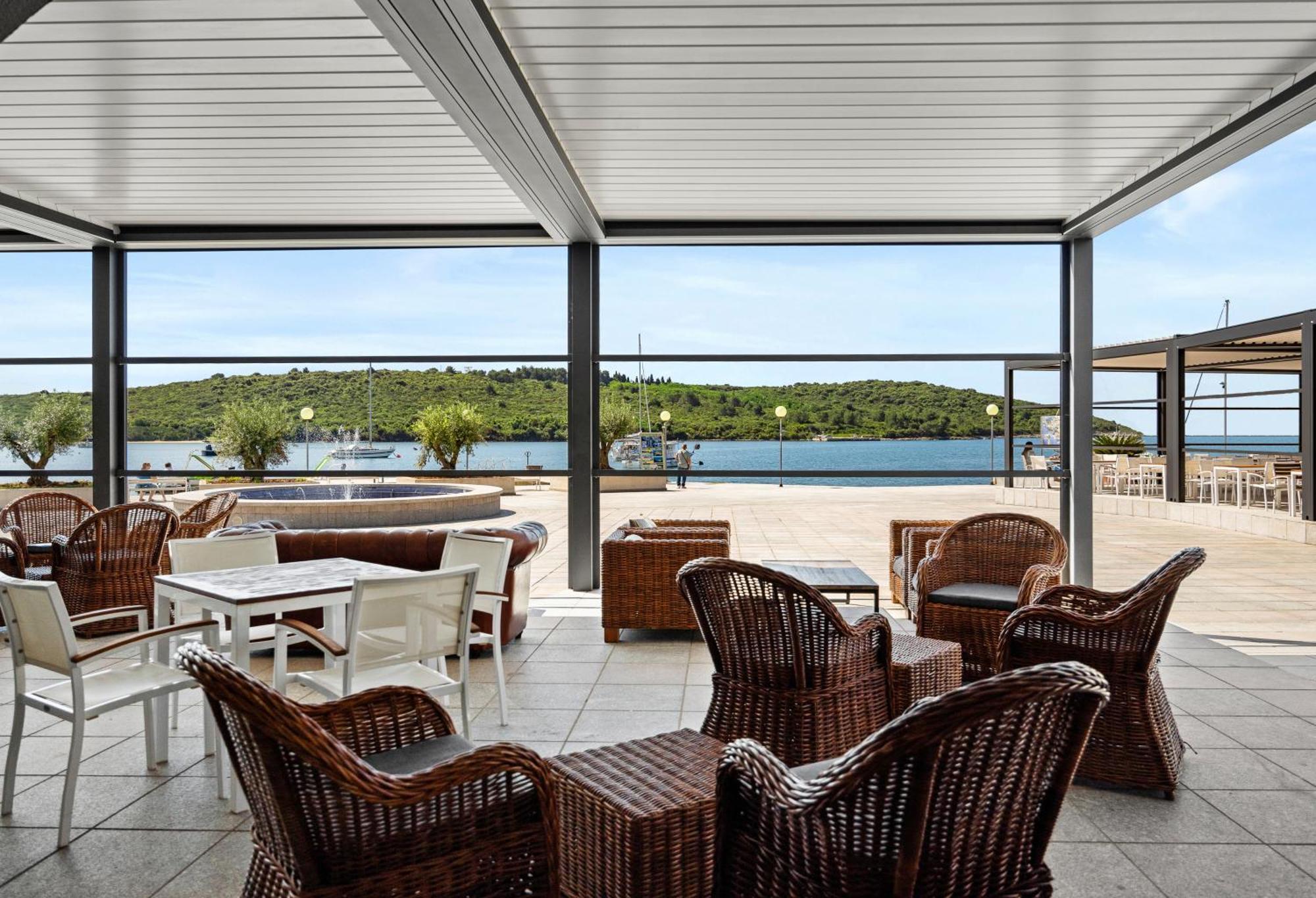 Residence Superior Del Mar Баньоле Екстериор снимка